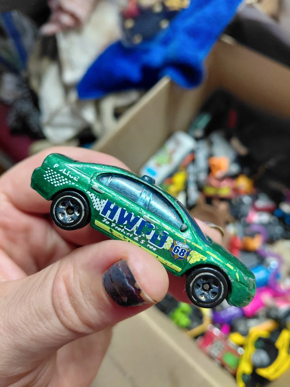 2013 Hot Wheels '06 Ford Fusion HWPD (Hot Wheels Police Department) die-cast car